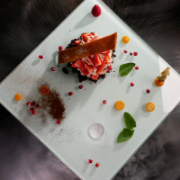 Десерт с ягоди и маракуя